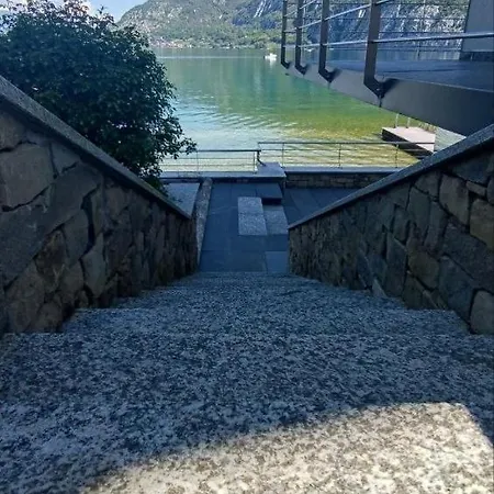 Emeraude Les Pieds Dans L'eau Classe 4 Villa