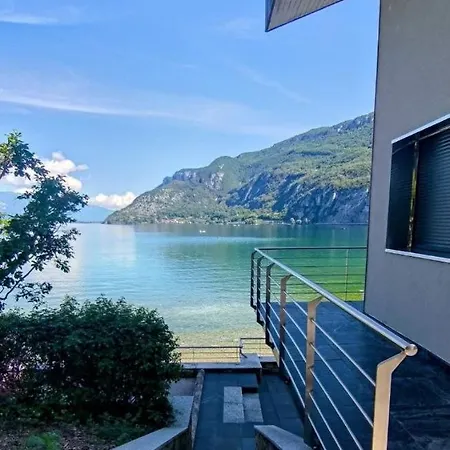 Emeraude Les Pieds Dans L'eau Classe 4 Villa *